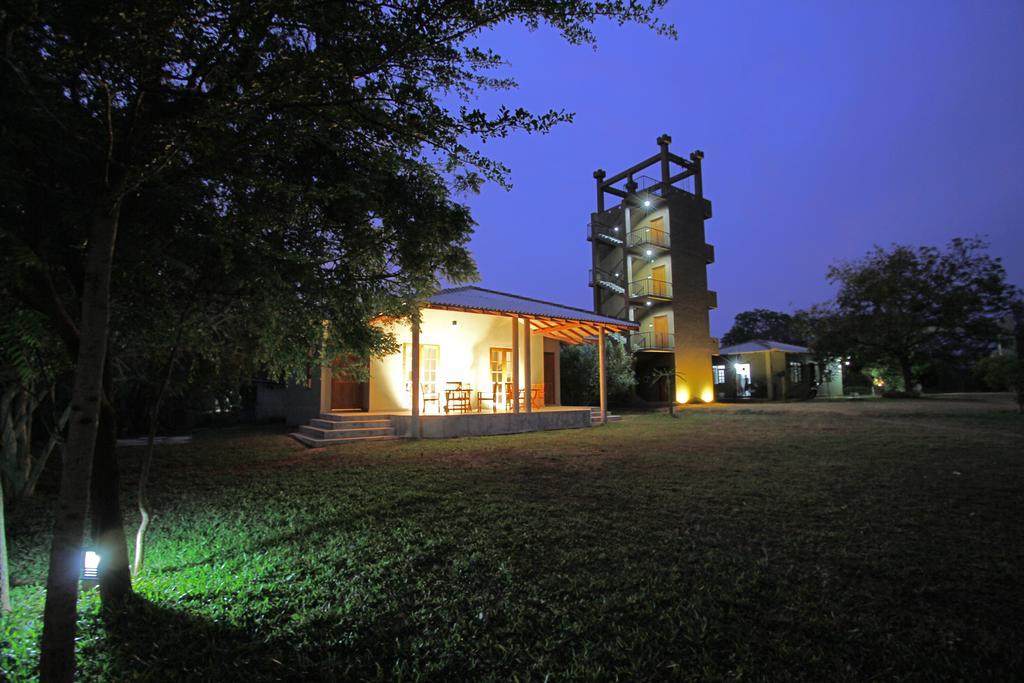 The Yala Adventure Hotel Tissamaharama Luaran gambar
